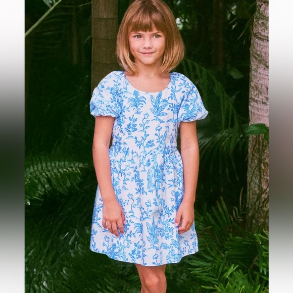 Lilly Pulitzer Other - NEW!! Lilly Pulitzer Girls Mini Knoxlie Dress Resort White Tall Tales